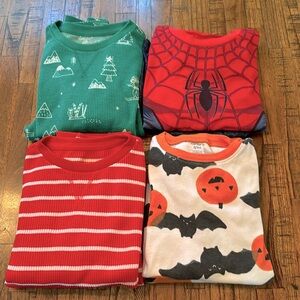 BUNDLE - Pajamas Boys - size 6/7 and size 8
